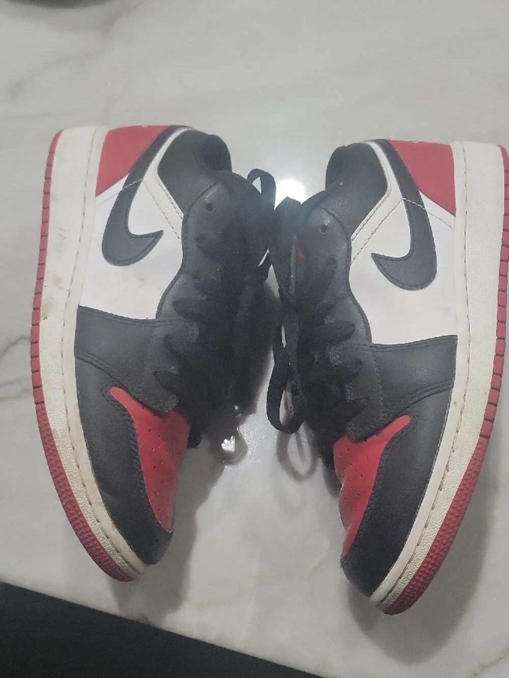 Nike Black Inner Tongue Label Sneakers (Youth 4.5Y)